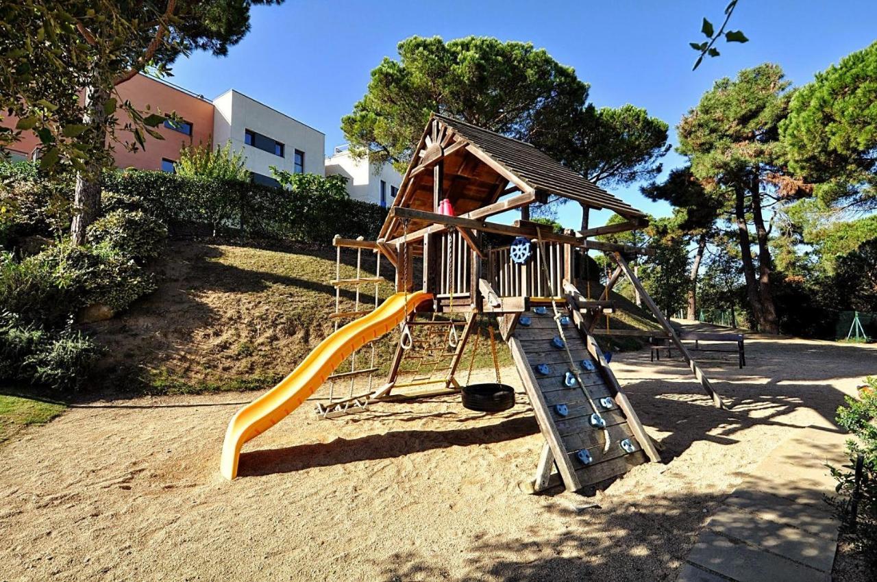 Pretty Garden Apartment Next To A Charming Beach Lloret de Mar Kültér fotó